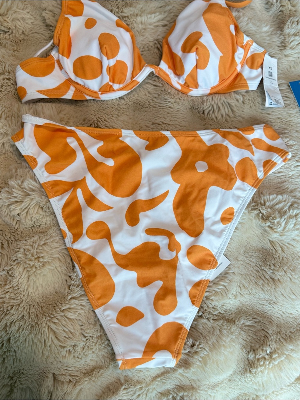 NWT Cupshe Sunset Canvas Abstract Bikini Set | bottoms - med, Top - XS - Picture 7 of 8